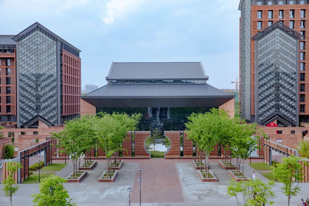 【人民日报】浙大团队研制出可快充“热池” 成果登《Nature》